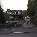 Tudor Cottage, Newby Bridge Hébergement de vacances *