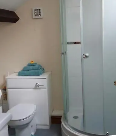 Tudor Cottage, Newby Bridge Σπίτι διακοπών *